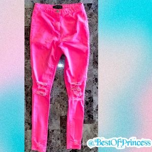 Super Cute pink distressed jeans skinny jeans✨Excellent Condition ✨ Boutique